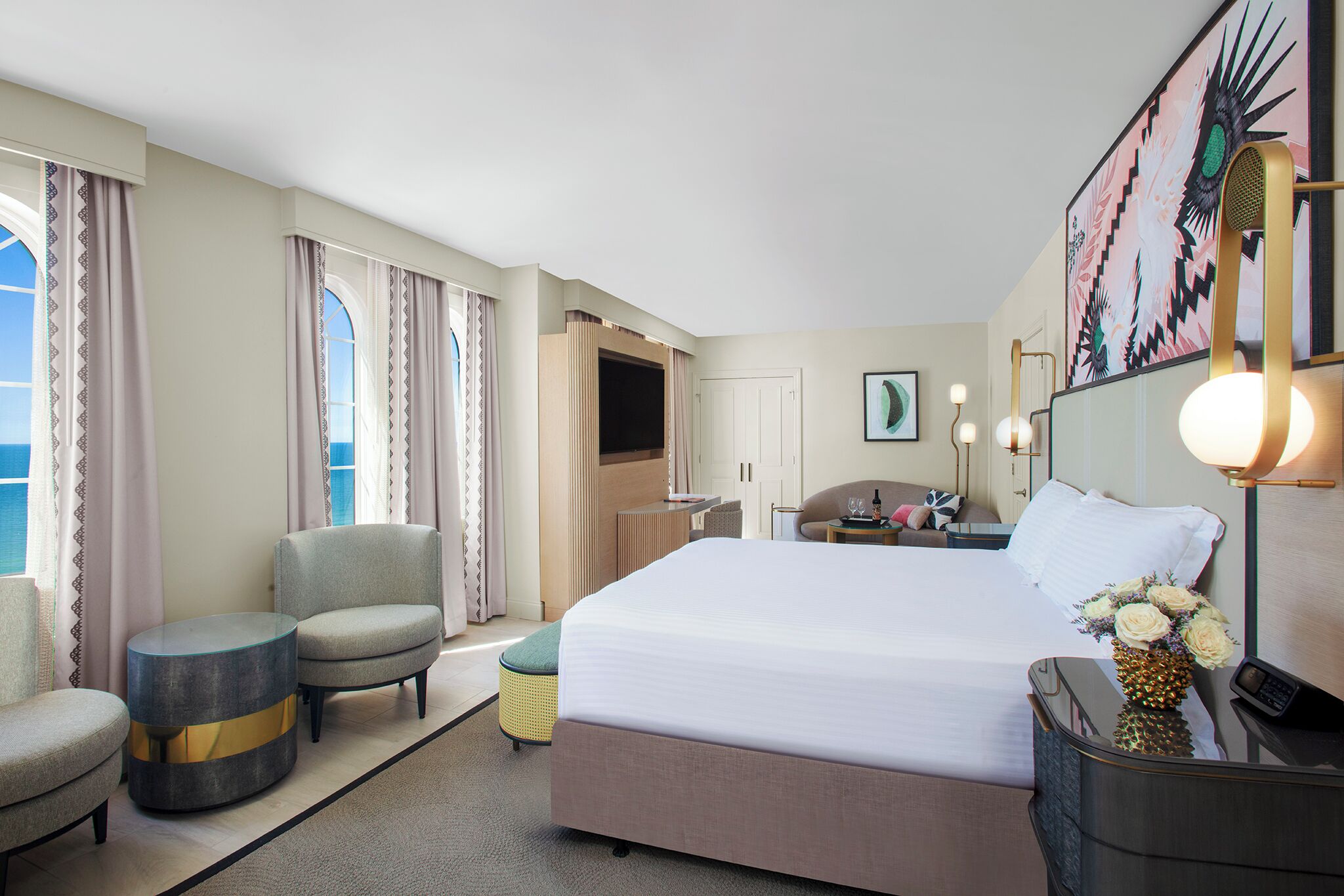 Egyptian cotton sheets, premium bedding, pillowtop beds, minibar