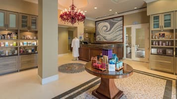 Espace de soins pour les couples, bain à remous, hammam, soins corporels