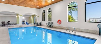 阿布奎基太陽港機場凱藝套房飯店  