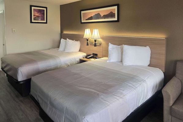 Standard Room, 2 Queen Beds, Non Smoking