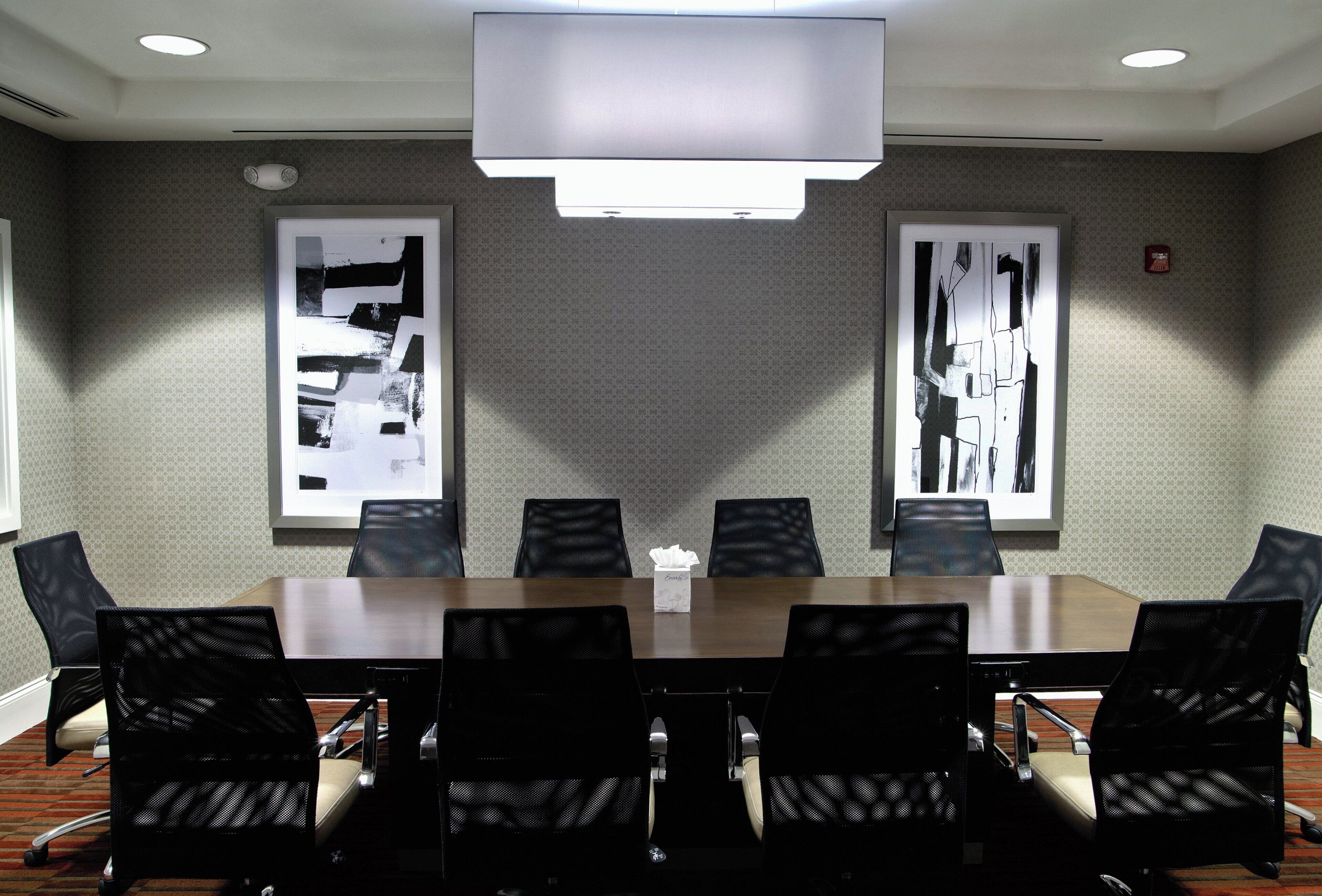 Photo - Holiday Inn Charlotte Airport