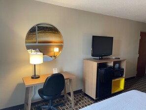 Desk, iron/ironing board, rollaway beds, free WiFi