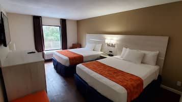 1 bedroom, premium bedding, down comforters, pillowtop beds