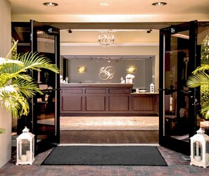 Behandlungsräume für Paare, Sauna, Whirlpool, Dampfbad