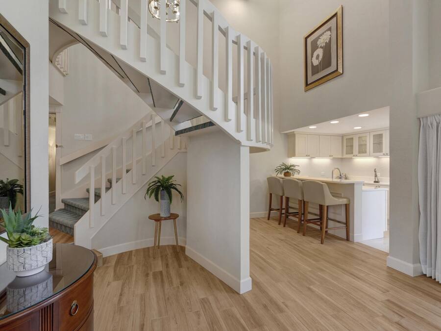 Premium bedding, in-room safe, laptop workspace, blackout curtains