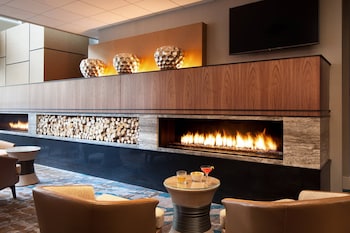 Wine bar at The Westin Seattle