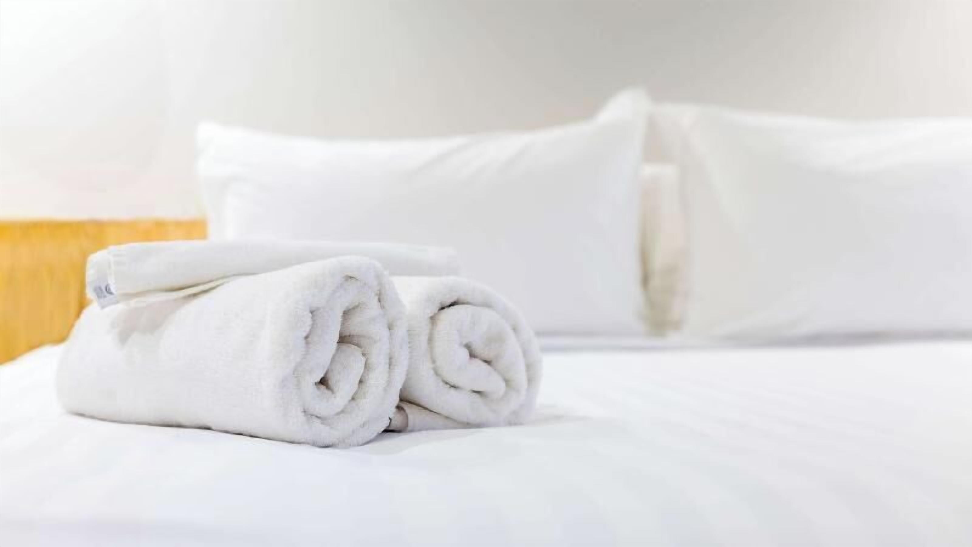 Iron/ironing board, free WiFi, bed sheets, alarm clocks