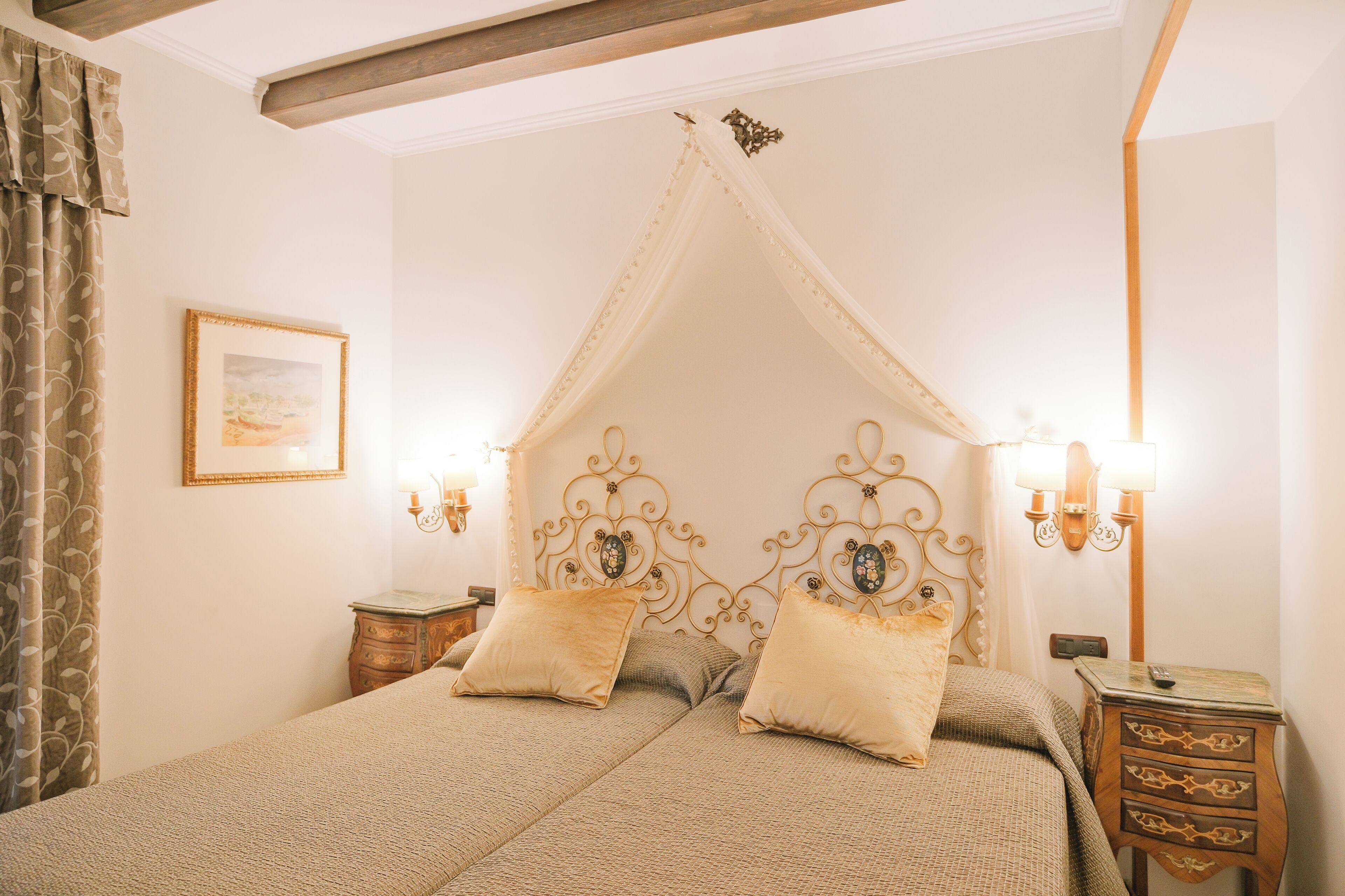 romantic room, terrace, partial sea view | 1 bedroom, premium bedding, pillow-top beds, minibar