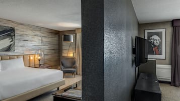 Suite, 1 Bedroom | Premium bedding, in-room safe, desk, laptop workspace