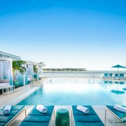 Ocean Key Resort - A Noble House Resort