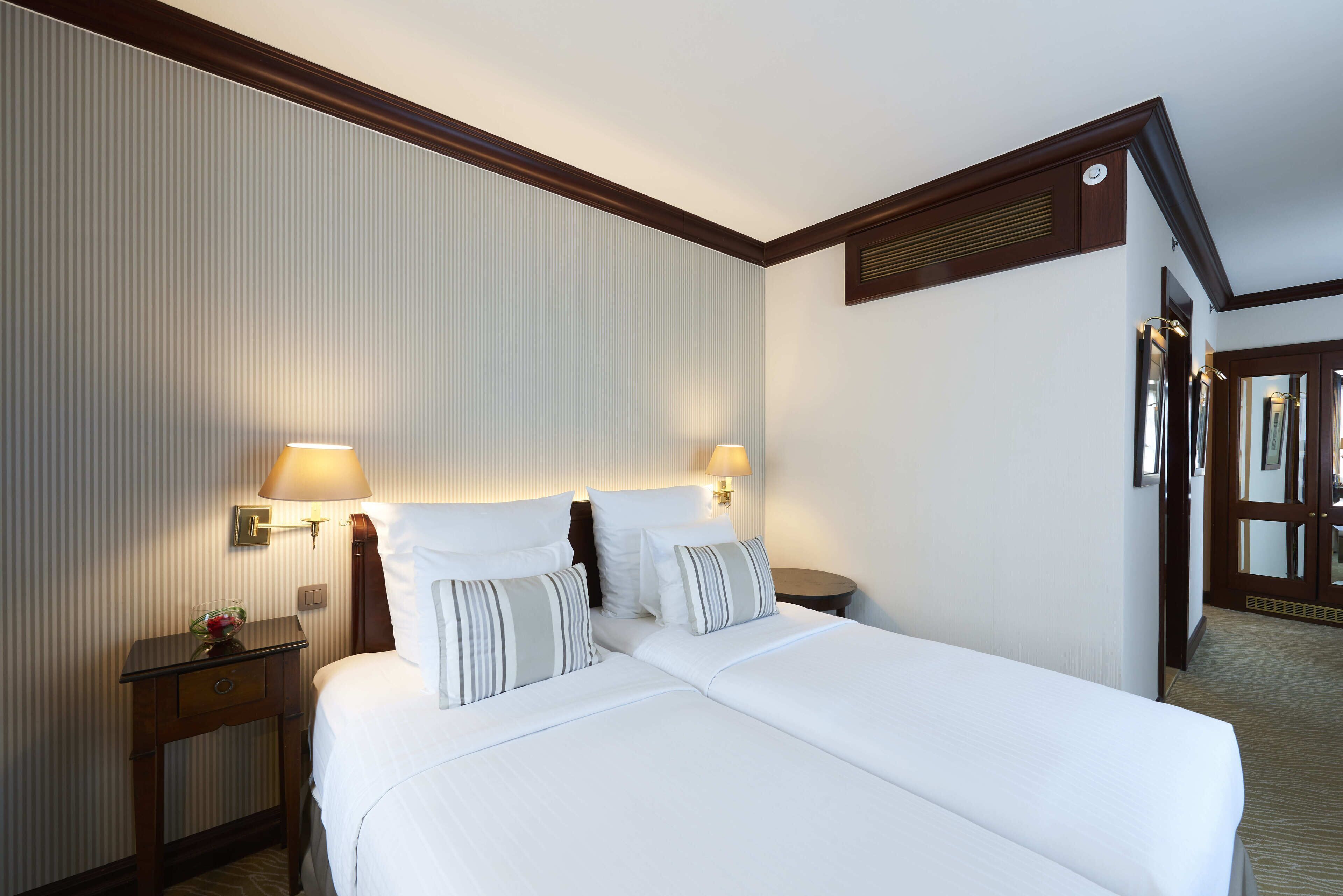 Premium bedding, minibar, in-room safe, desk