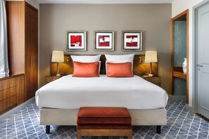 Executive Suite, 1 King Bed (Warwick)