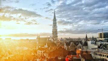 Rom – president, 1 kingsize-seng, tekjøkken, byutsikt | Utsikt fra rommet