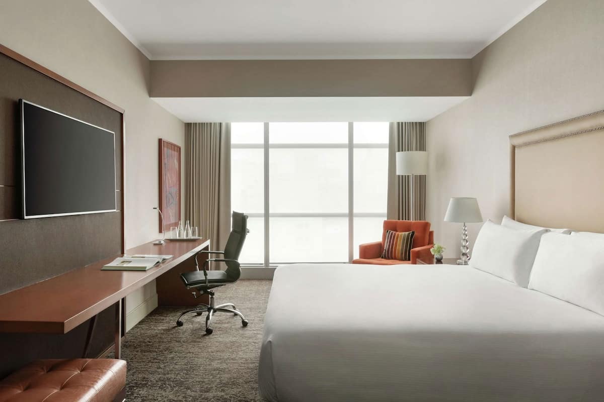 Minibar, in-room safe, individually furnished, desk