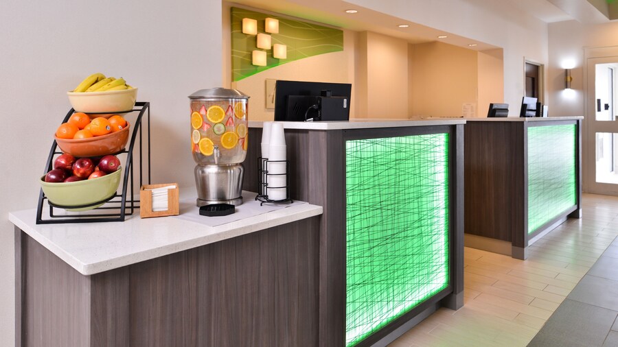 Holiday Inn Hotel & Suites Rochester - Marketplace by IHG