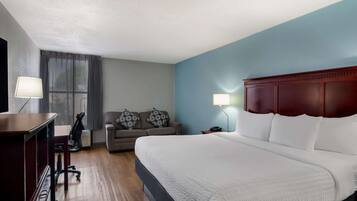 Habitación estándar, 1 cama King size, para no fumadores | Caja de seguridad en la habitación, escritorio y cortinas blackout