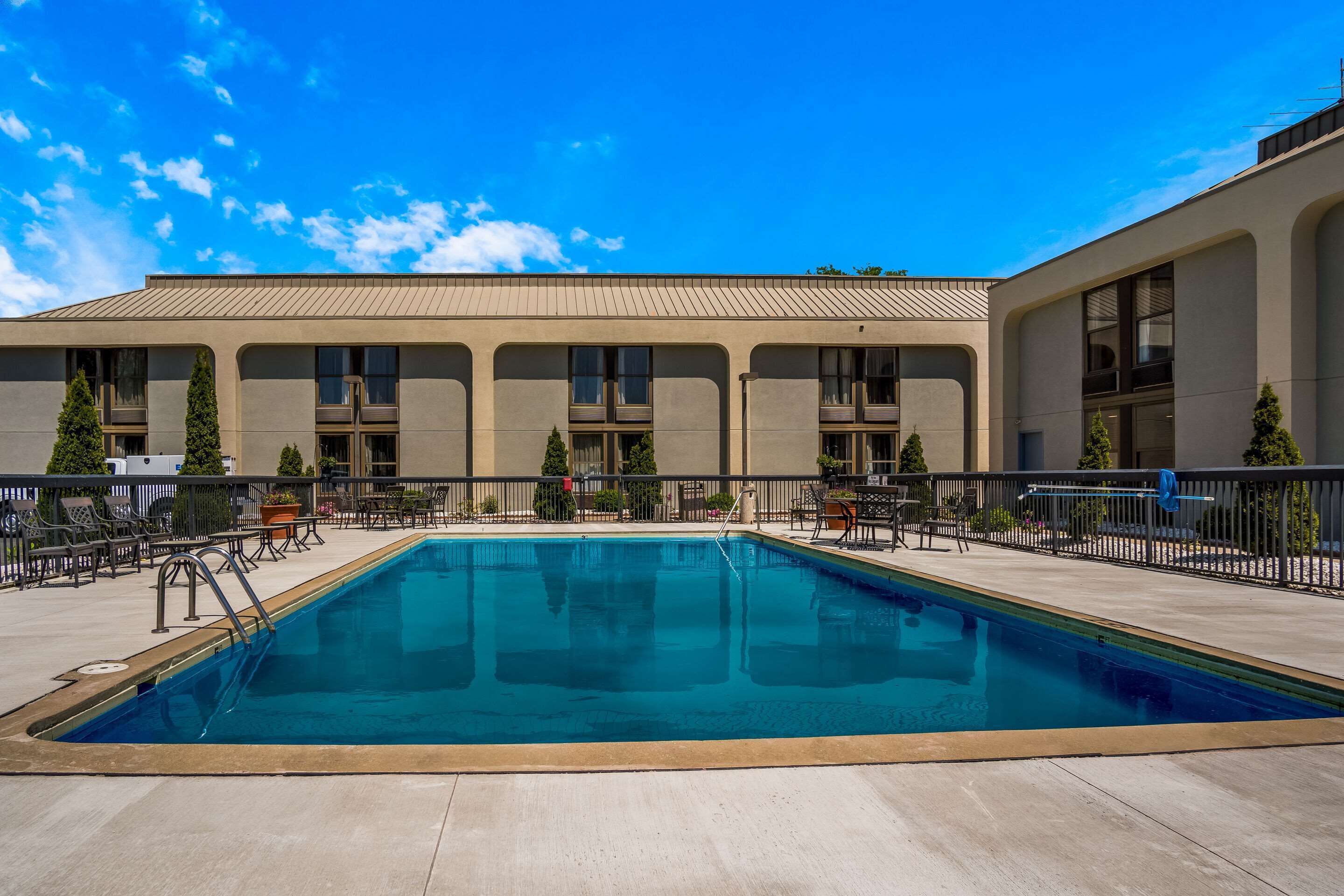 Foto - Clarion Inn & Suites Grand Rapids Airport