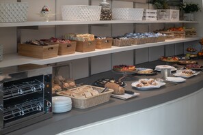 Daily buffet breakfast for a fee - Alfa Fiera Hotel (Vicenza)