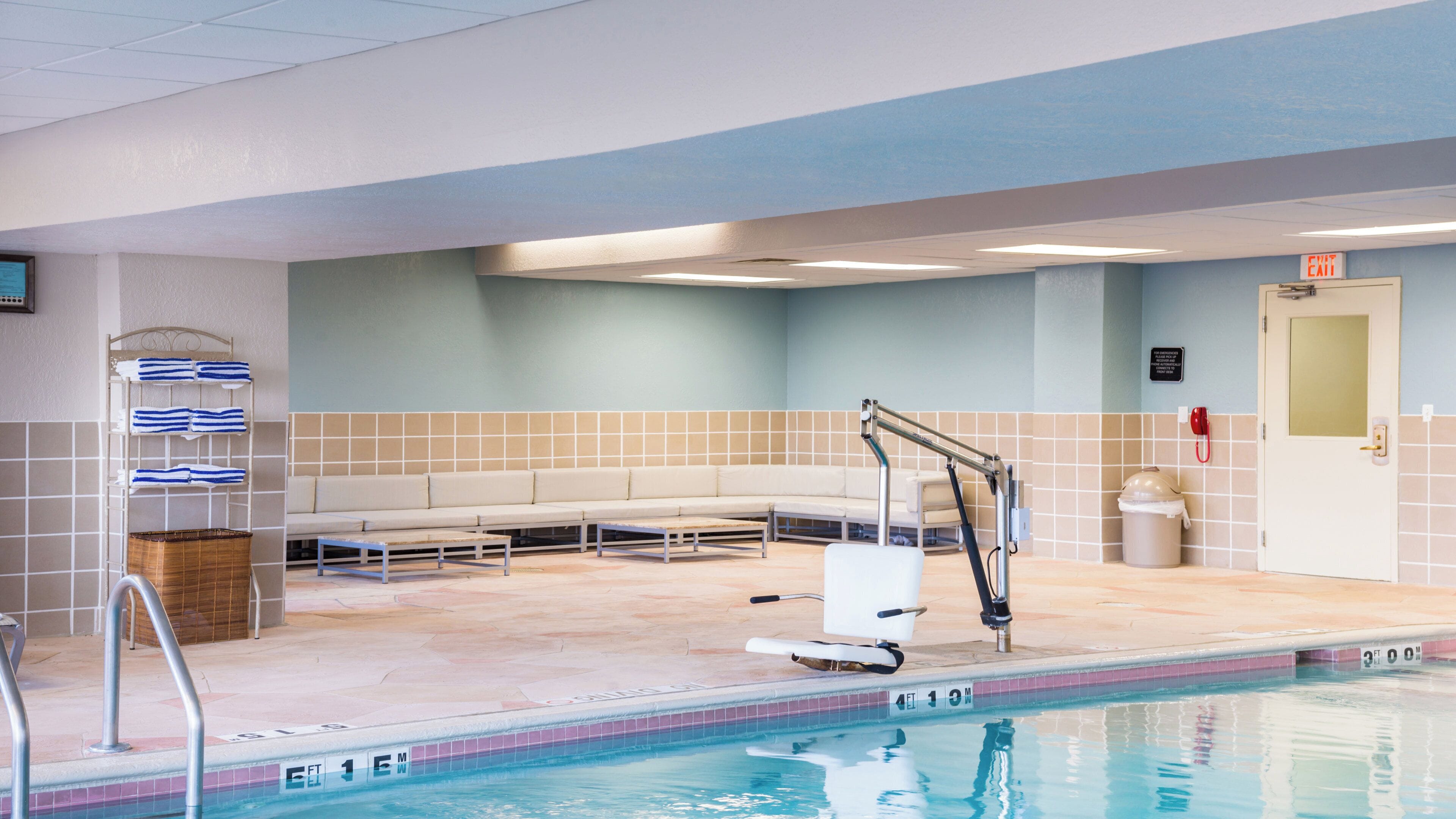 Una piscina techada