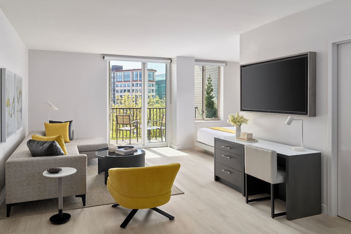 Studio, 1 Queen-Bett, Balkon | Wohnbereich