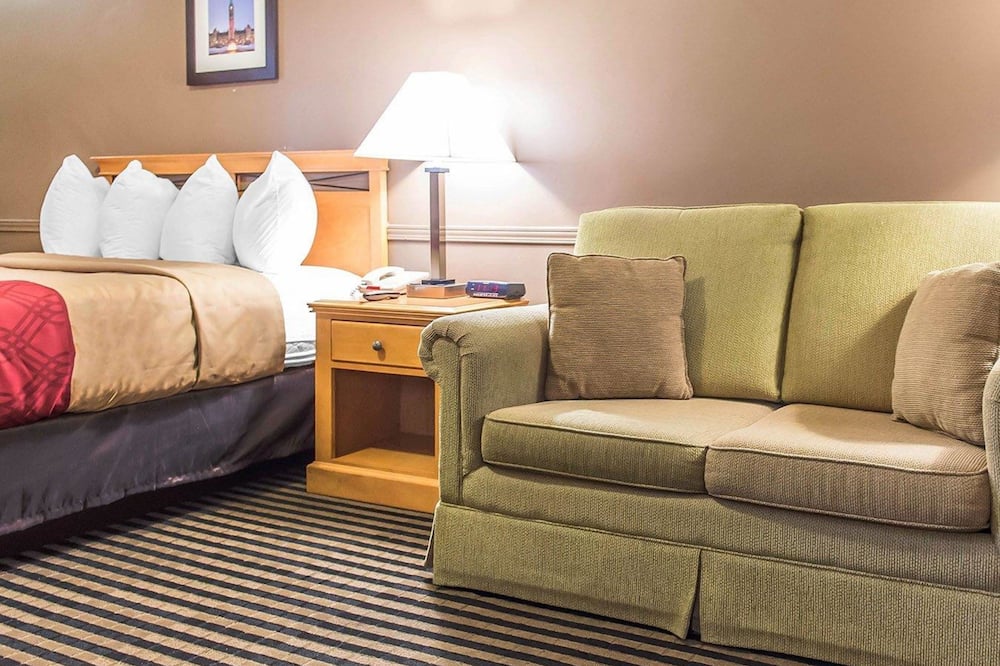 Econo Lodge Downtown Ottawa