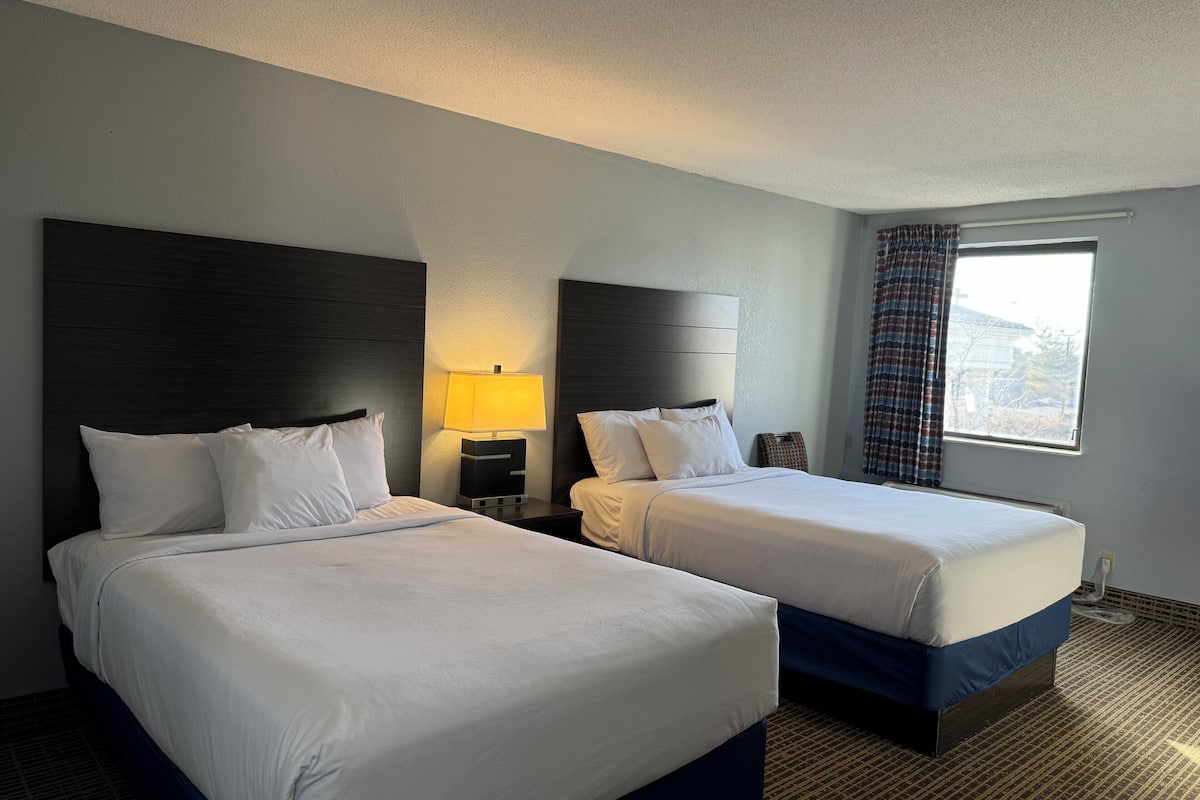 room, 2 double beds, non smoking | premium bedding, pillow-top beds, desk, blackout curtains