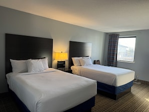 Room, 2 Double Beds, Non Smoking | Premium bedding, pillowtop beds, desk, blackout drapes - Baymont by Wyndham Louisville Airport South (Louisville)