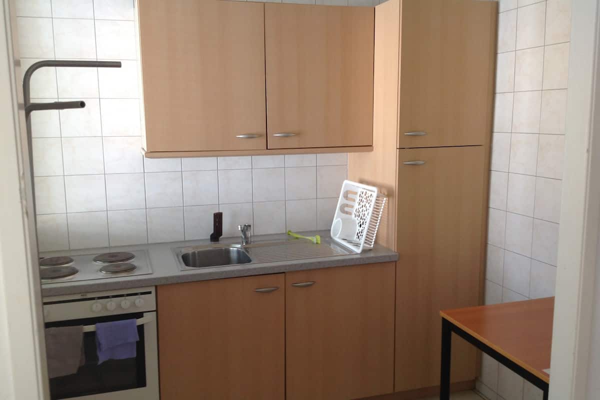 studio | private kitchen