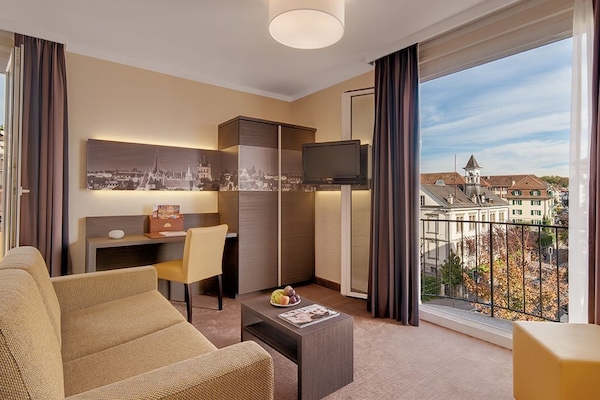 Triple Room, City View | In-room safe, desk, soundproofing, free WiFi