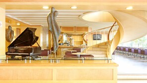 Lobby-Lounge