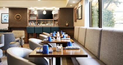 Four Points by Sheraton Chicago Westchester/Oak Brook