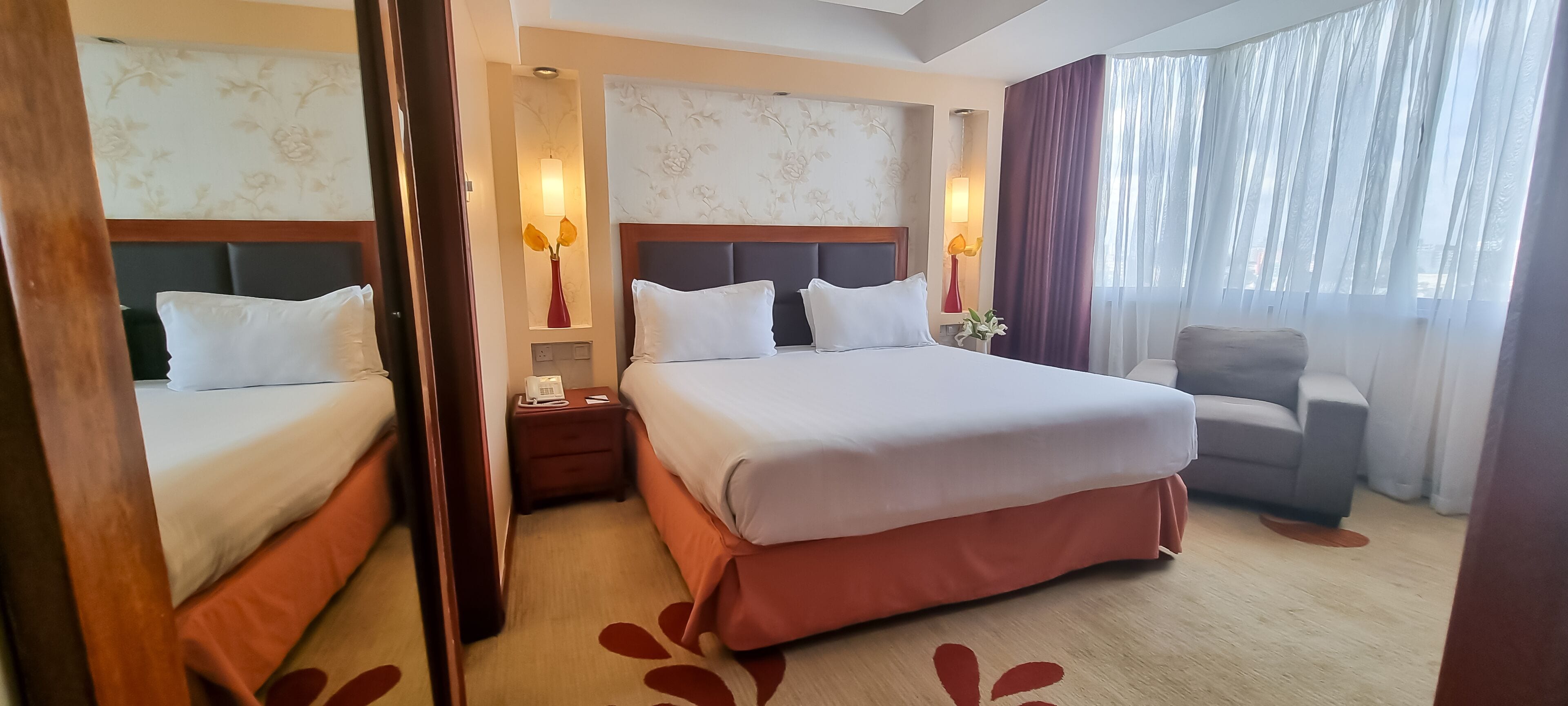 Photo - Nairobi Safari Club by Swiss-Belhotel