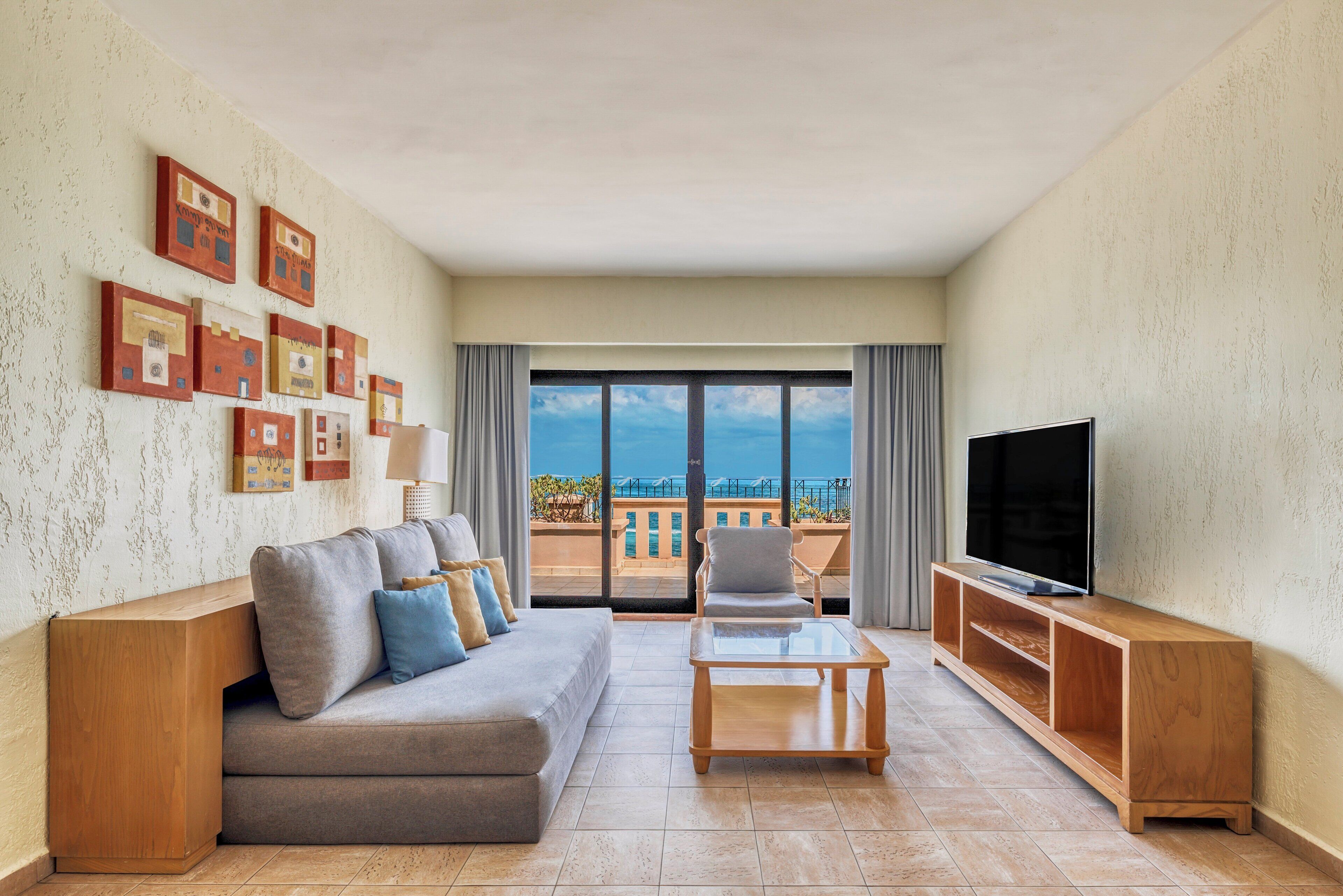 master suite, 2 bedrooms plus | in-room safe, blackout curtains, iron/ironing board, free wifi