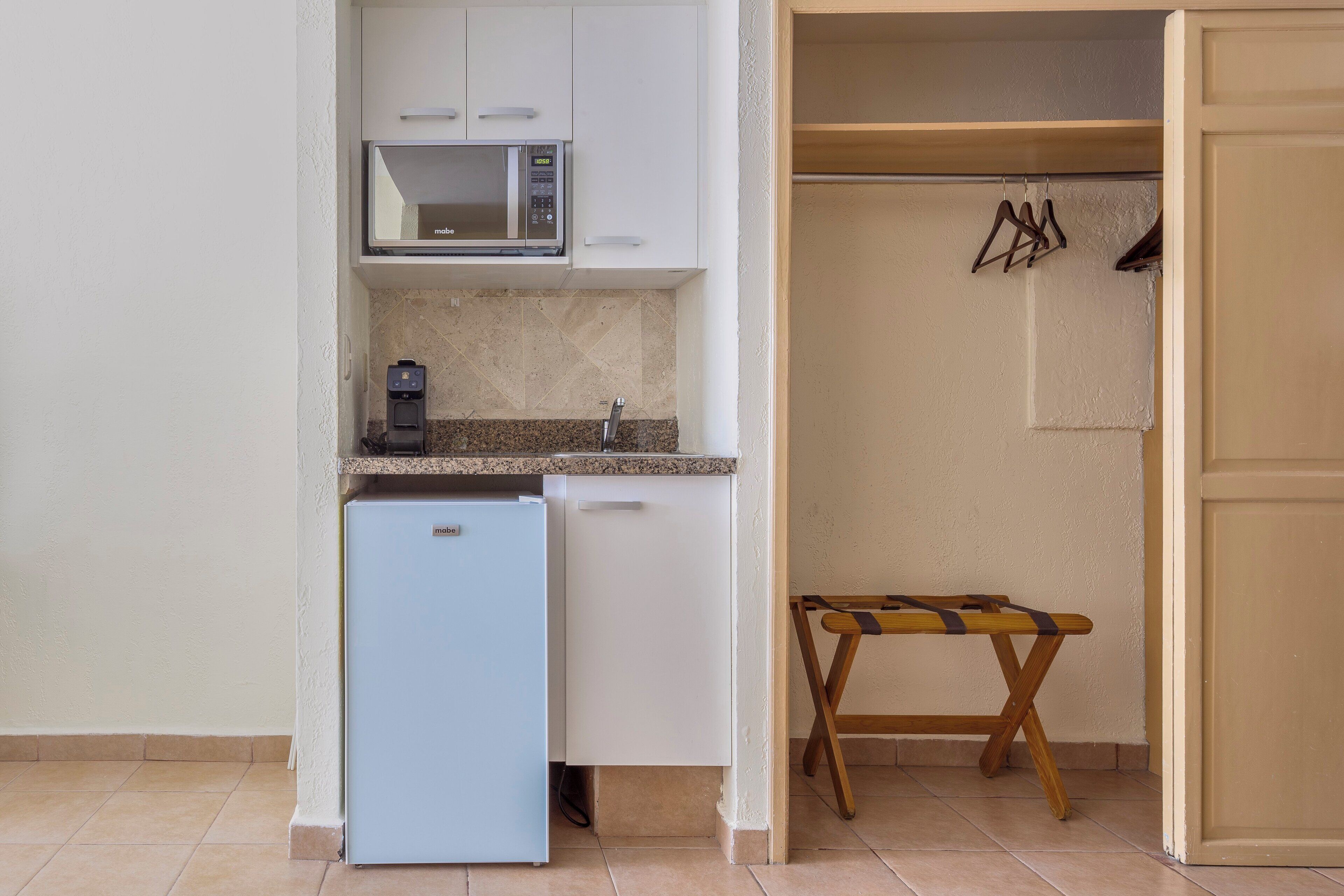 deluxe villa | private kitchenette | microwave, coffee/tea maker, cookware/dishes/utensils