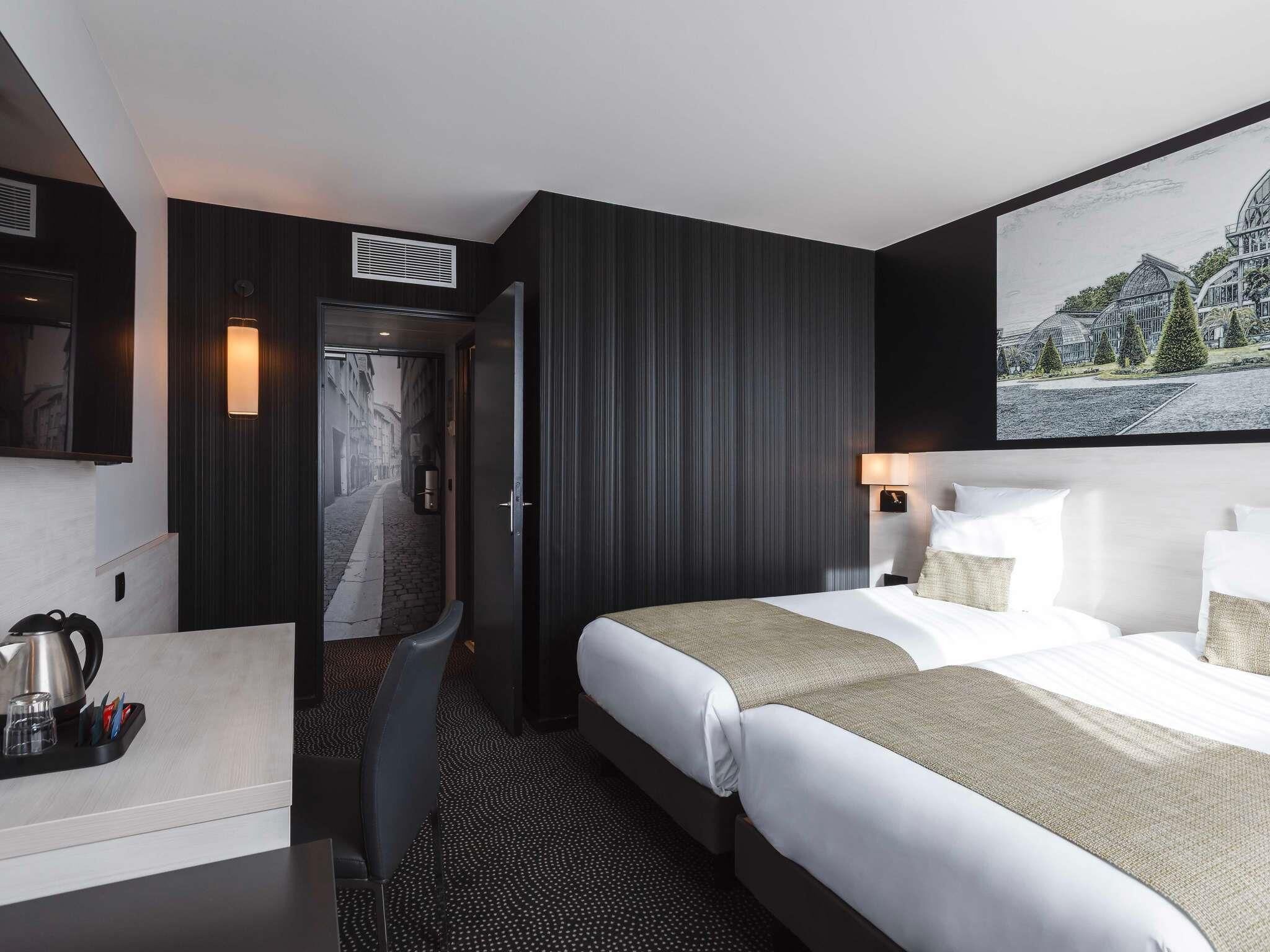 Classic Twin Room, 2 Twin Beds | Premium bedding, pillowtop beds, free minibar, in-room safe