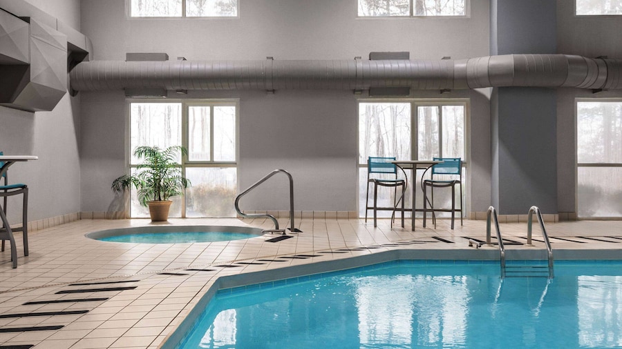 Wingate by Wyndham Fletcher at Asheville Airport