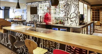 ibis London Heathrow Airport