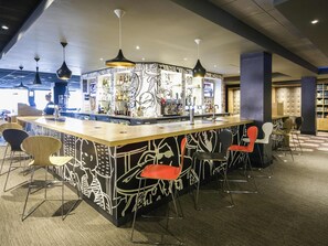 Restaurant - ibis London Heathrow Airport (Hayes)