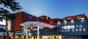 ibis London Heathrow Airport