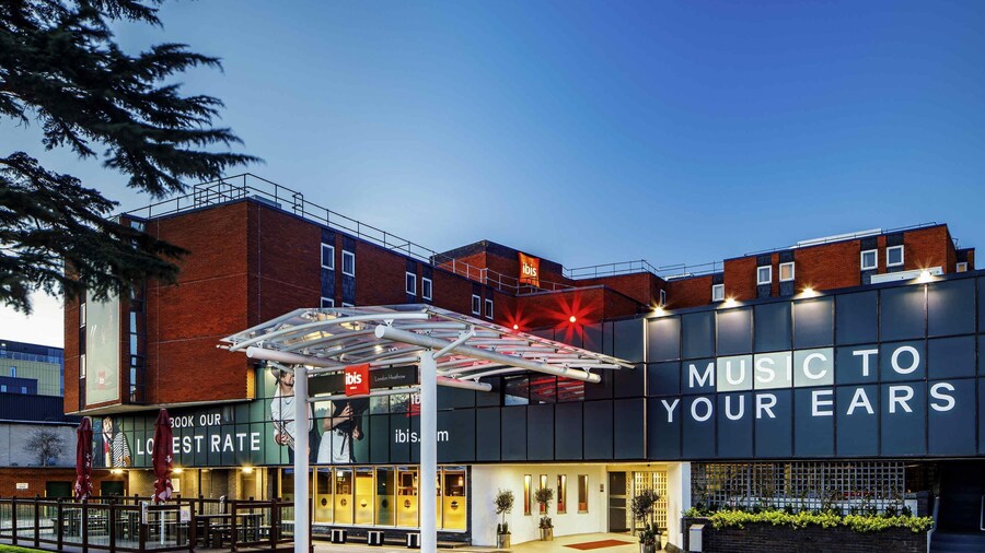 ibis London Heathrow Airport