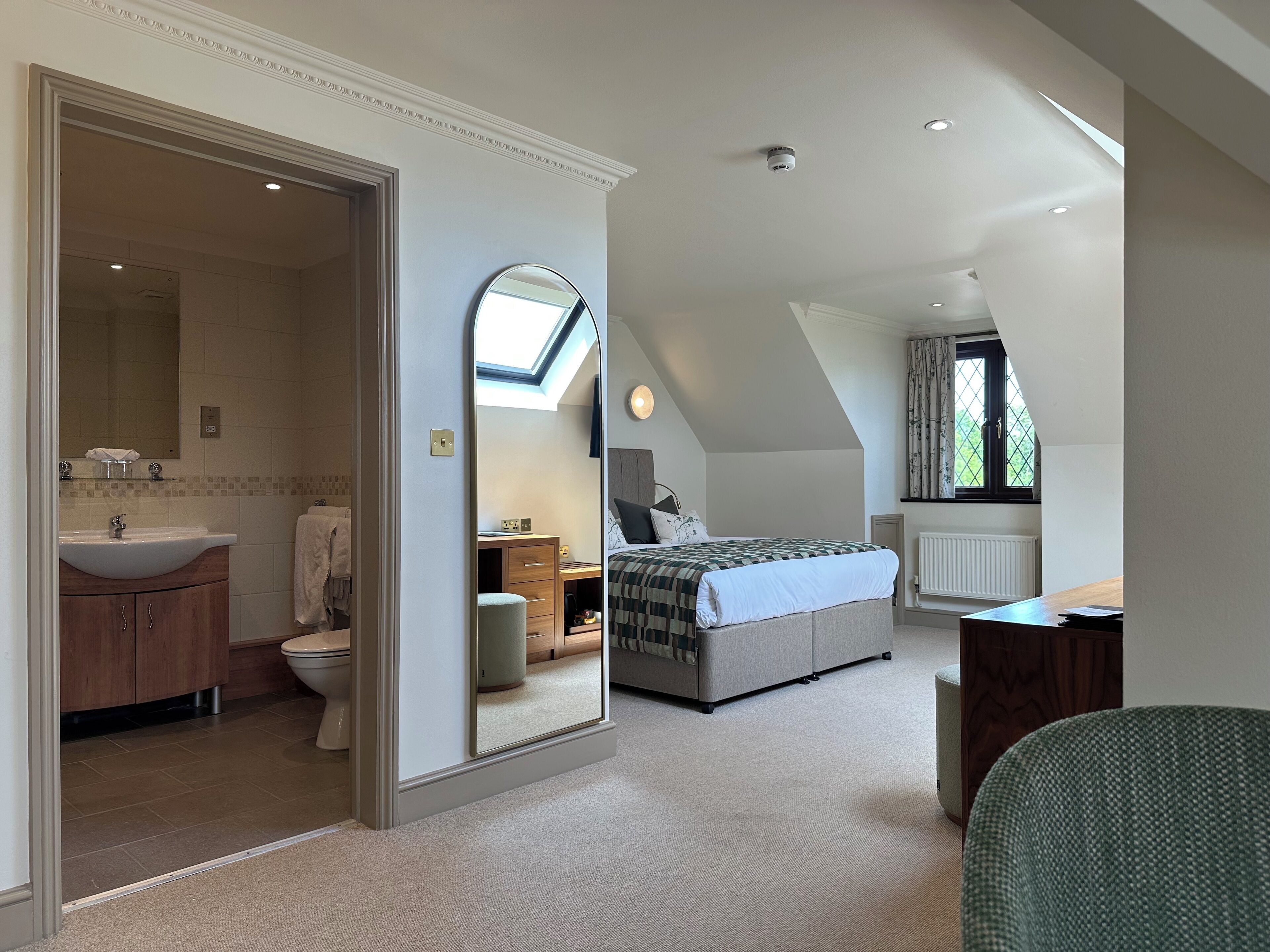 1 bedroom, premium bedding, desk, iron/ironing board