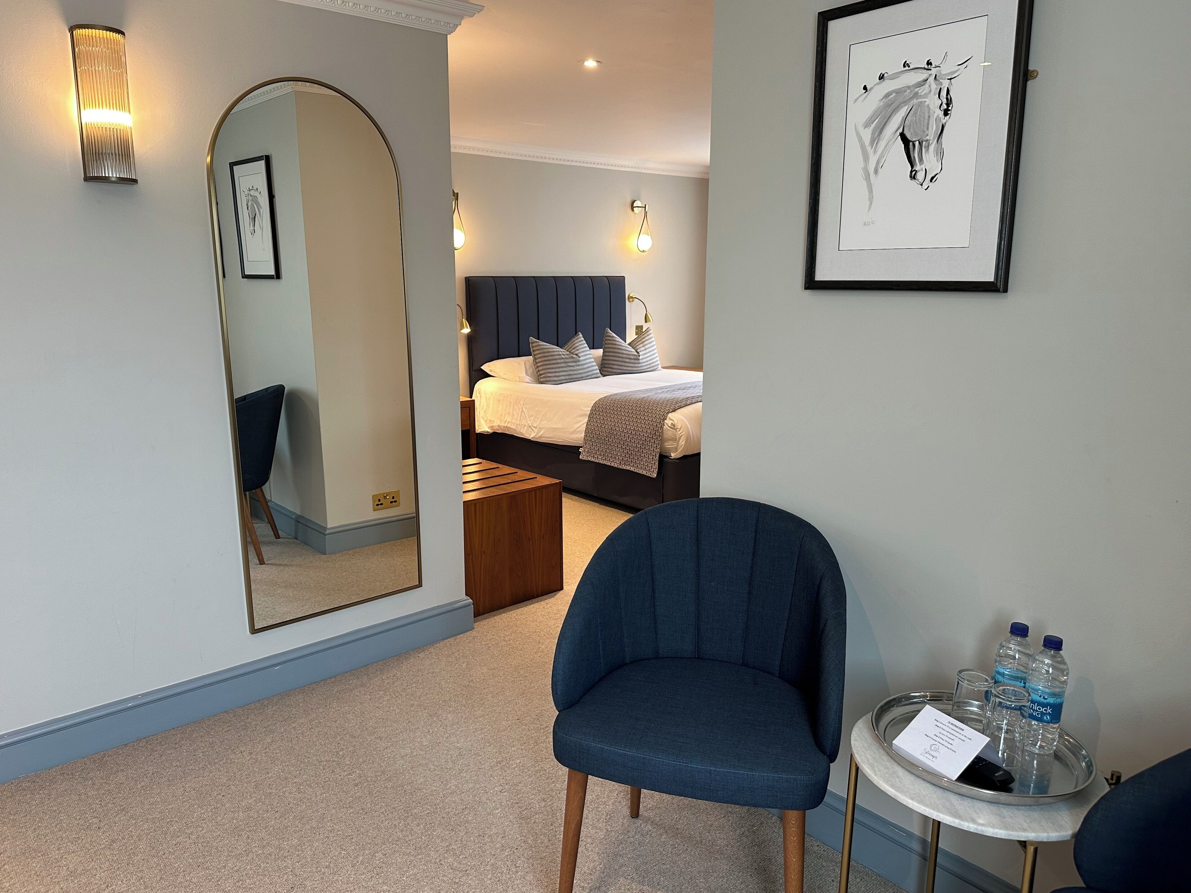 Premium bedding, desk, iron/ironing board, free WiFi