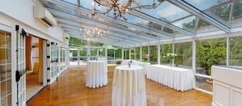Simsbury Inn