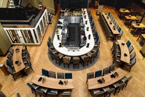 Bar lounge