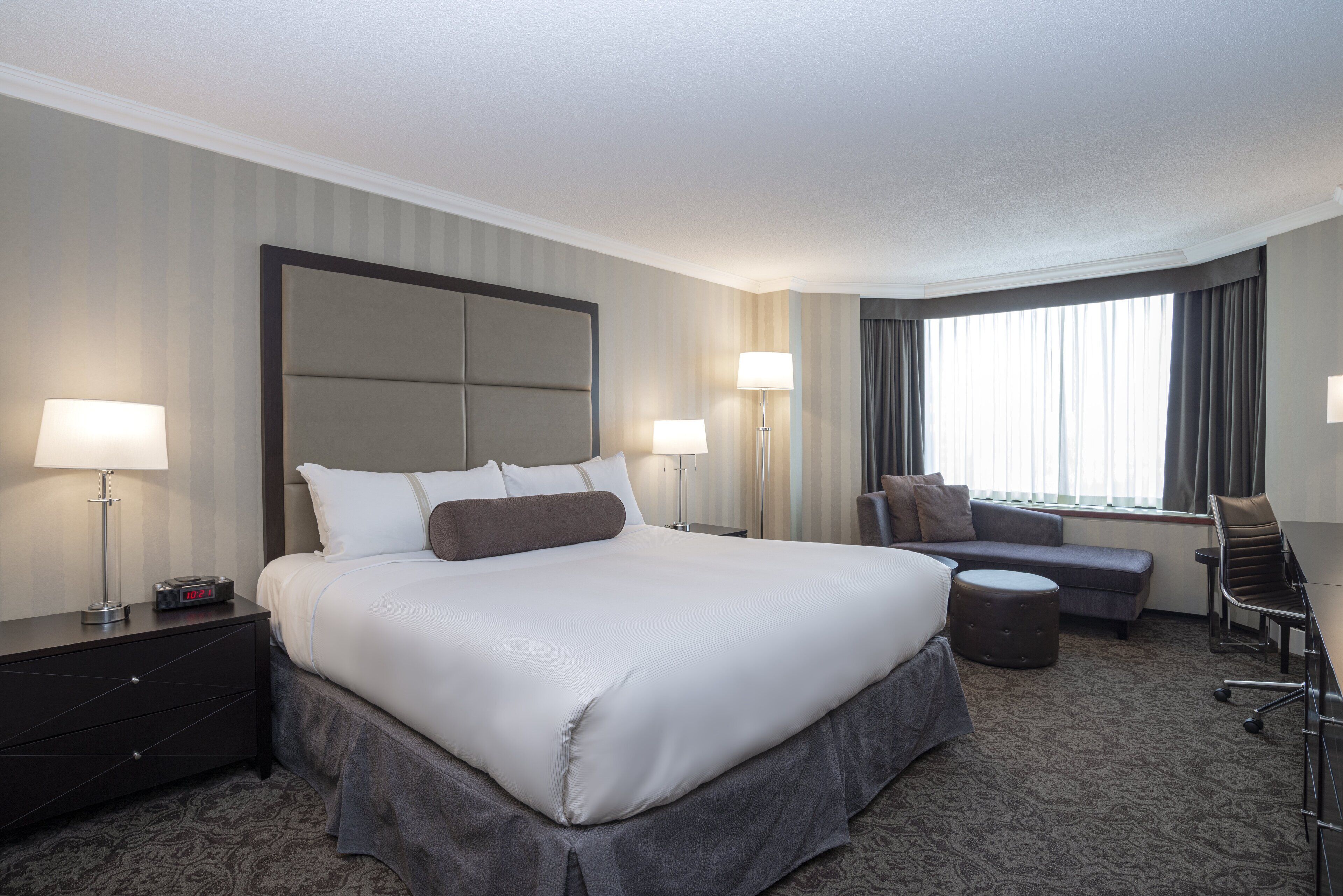 Sandman Signature Edmonton Downtown Hotel Reviews, Deals & Photos 2024