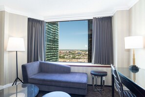 Premium Room, 1 King Bed (Top Floors) | Premium bedding, pillowtop beds, in-room safe, desk