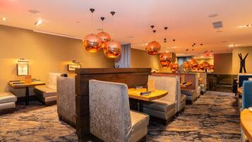 Tägliches nach Wunsch zubereitetes Frühstück gegen Gebühr