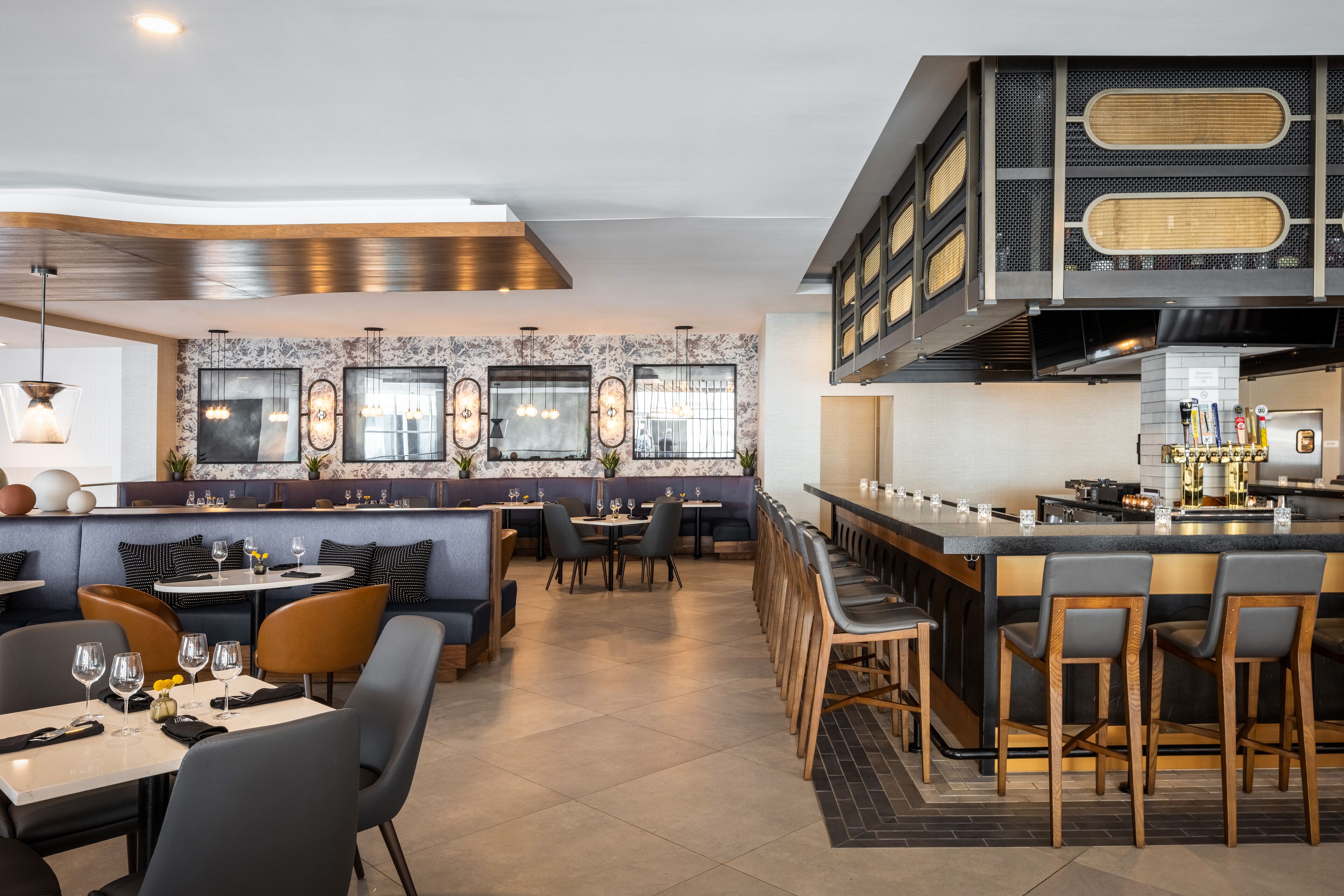 breakfast, lunch, dinner served; american cuisine