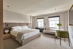 1 habitación, ropa de cama hipoalergénica y escritorio 
