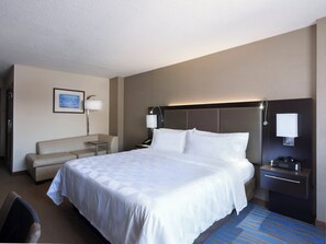 Hypo-allergenic bedding, in-room safe, desk, laptop workspace